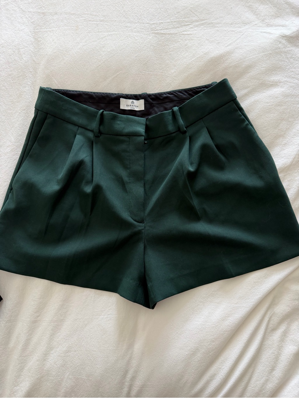 Aritzia Babaton Dark Green Tailored Pleated Shorts